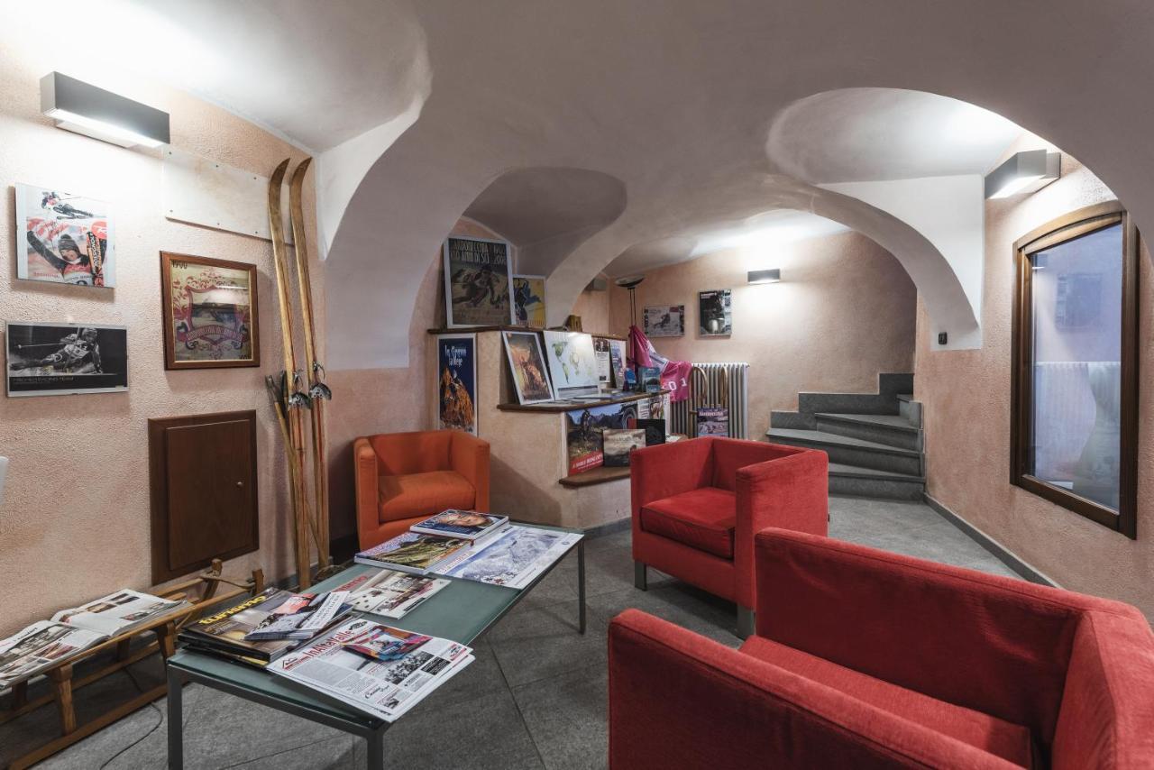 Residence La Tana Del Ghiro Bardonecchia Εξωτερικό φωτογραφία