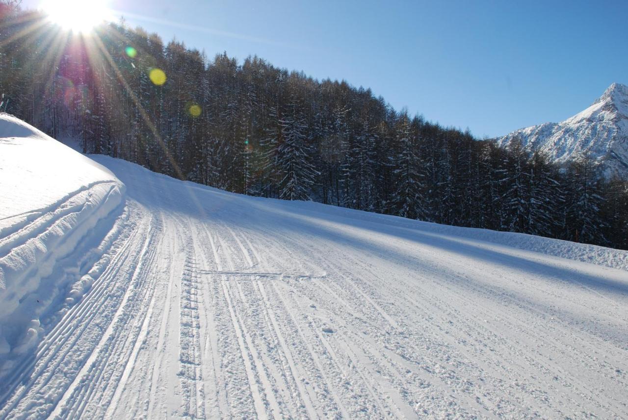 Residence La Tana Del Ghiro Bardonecchia Εξωτερικό φωτογραφία