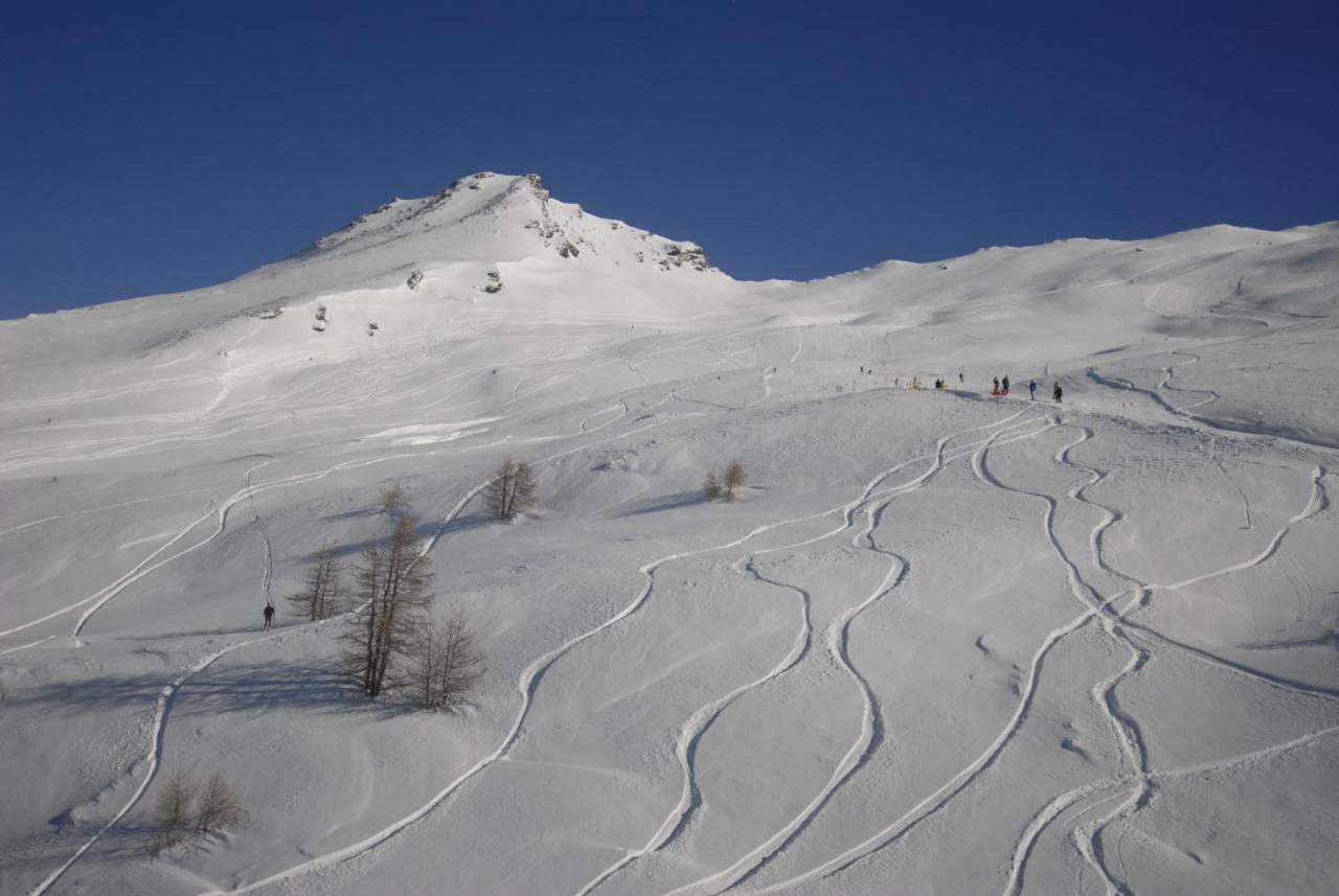 Residence La Tana Del Ghiro Bardonecchia Εξωτερικό φωτογραφία
